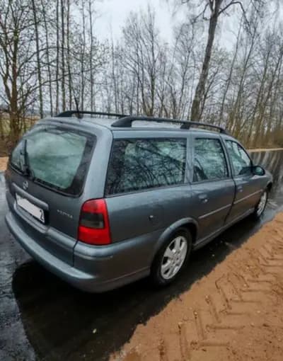 Opel Vectra B Рестайлинг — фото 3