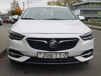 Buick Regal VI — фото 2