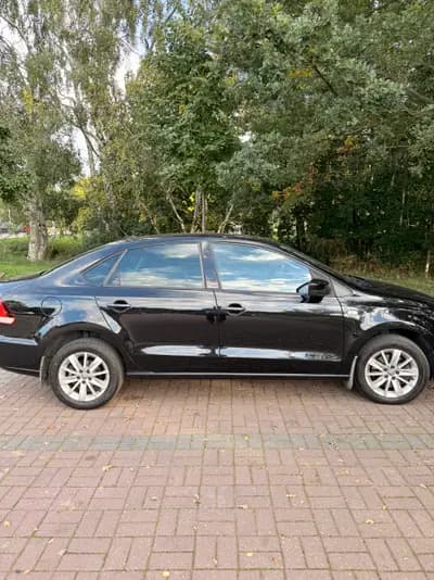 Volkswagen Polo (V) Рестайлинг Highline — фото 4