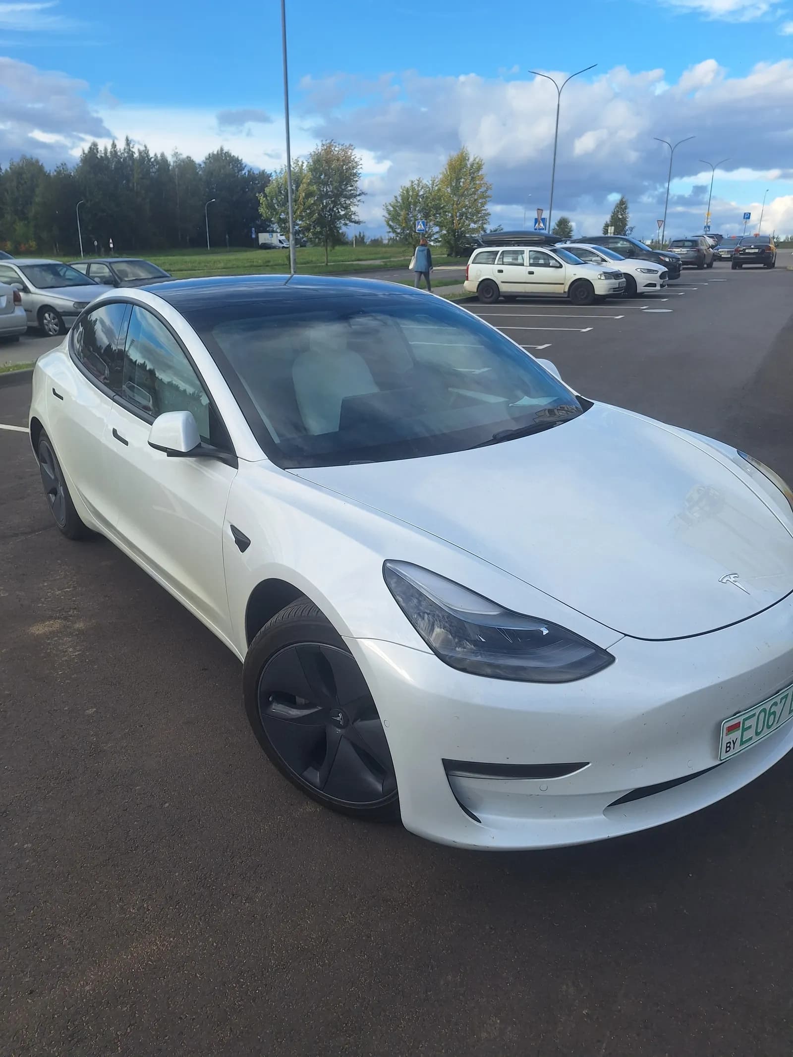 Tesla Model 3 (I) — фото 1