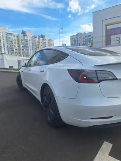 Tesla Model 3 (I) — фото 2
