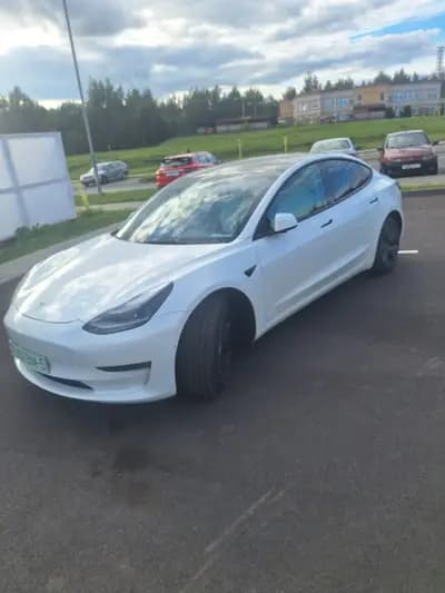 Tesla Model 3 (I) — фото 5